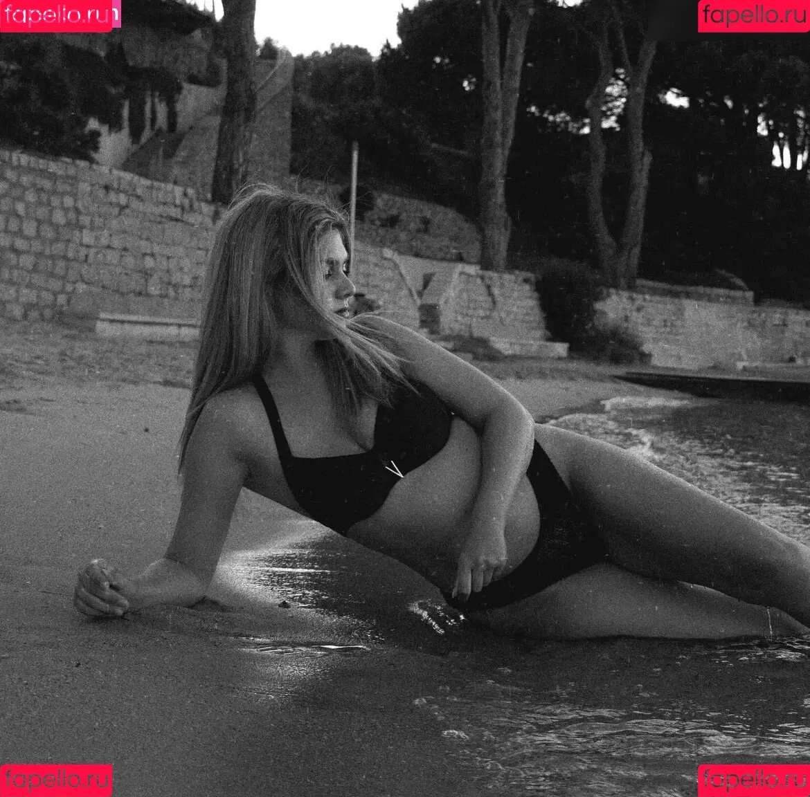 leasophie_official98 Onlyfans Photo Gallery 