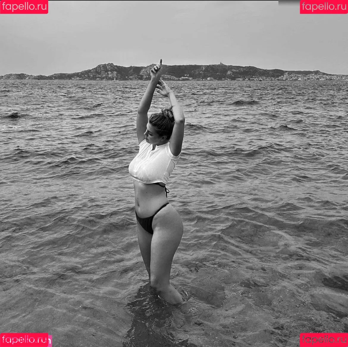 leasophie_official98 Onlyfans Photo Gallery 