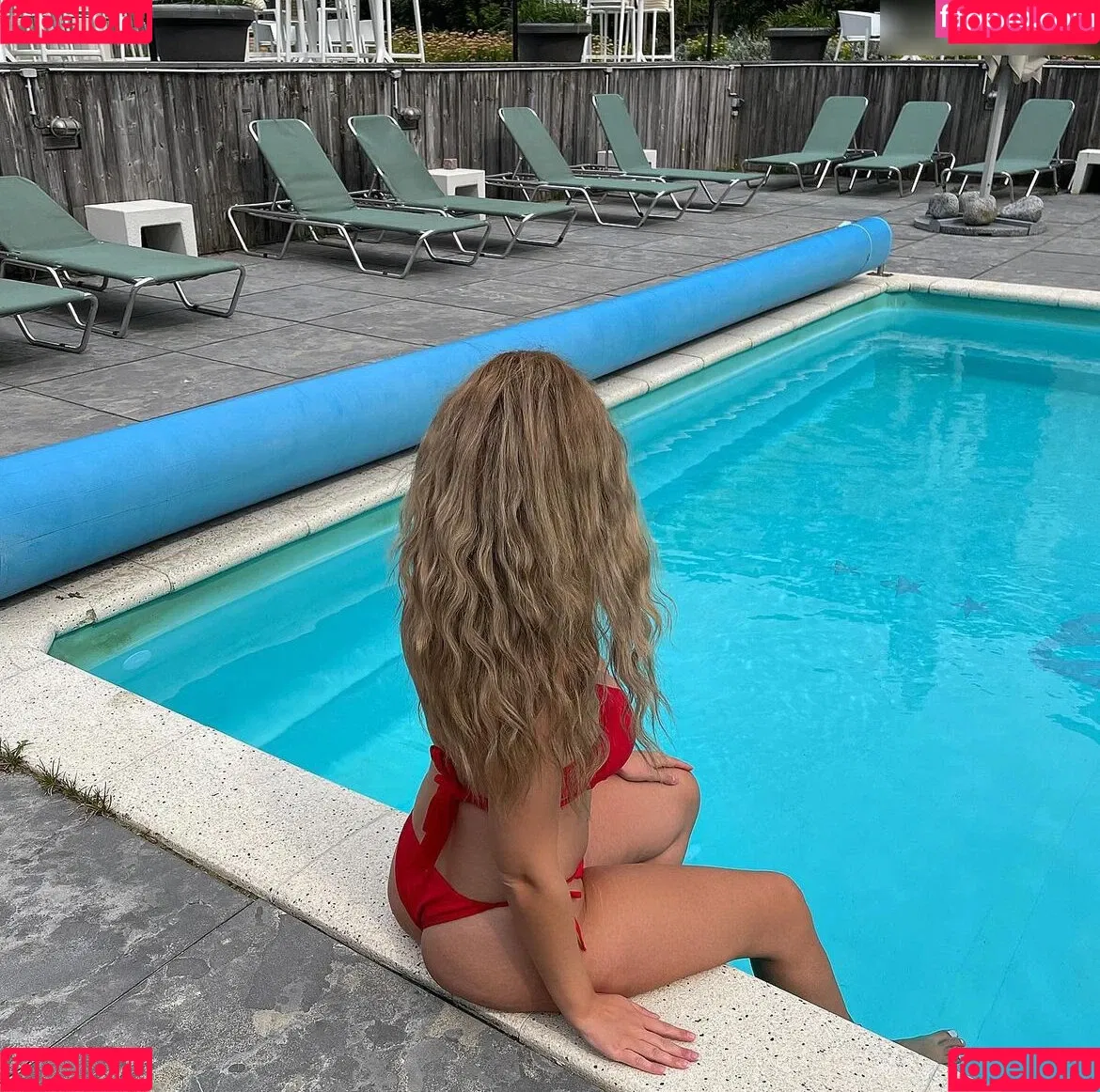 leasophie_official98 Onlyfans Photo Gallery 