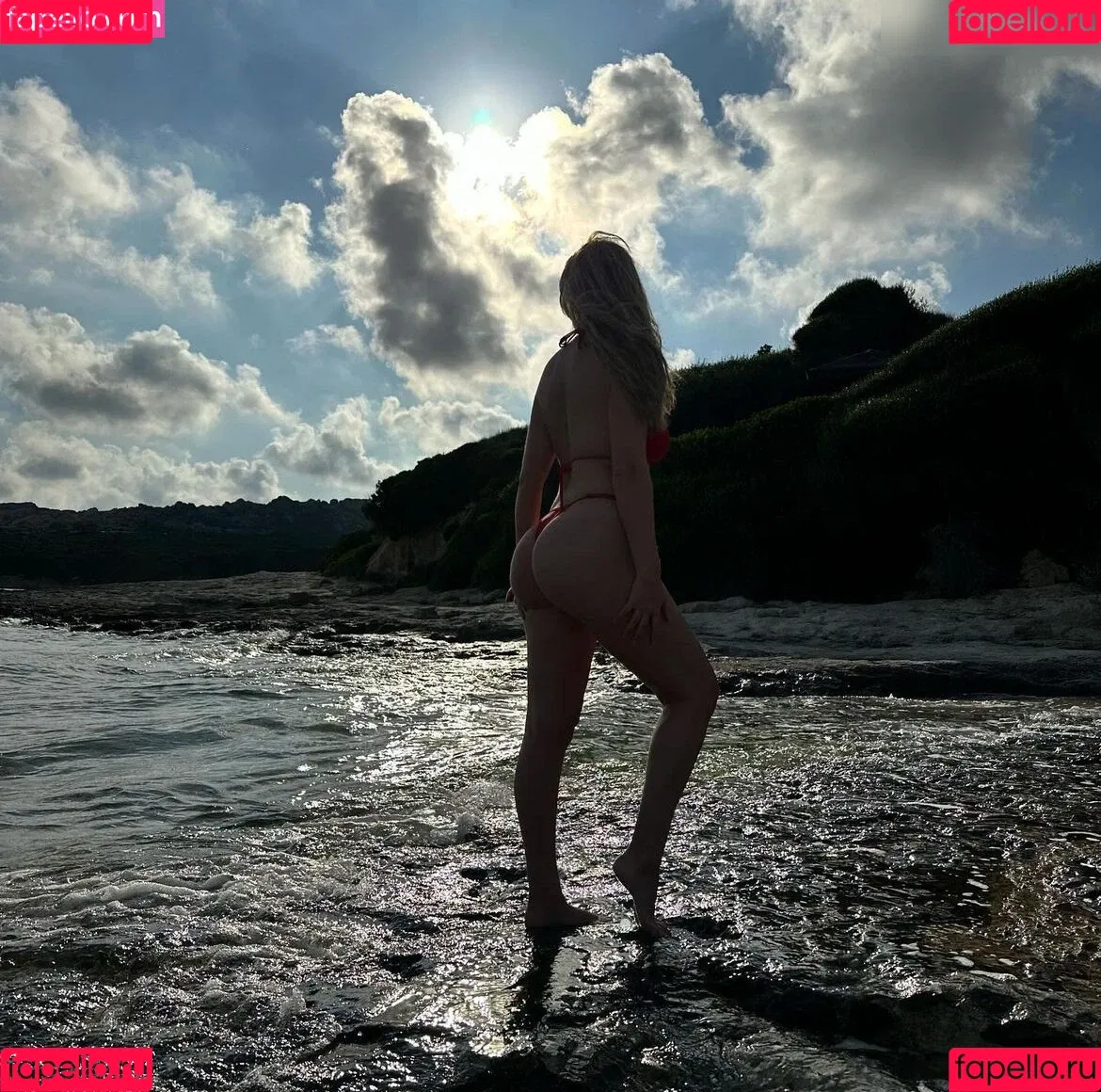 leasophie_official98 Onlyfans Photo Gallery 