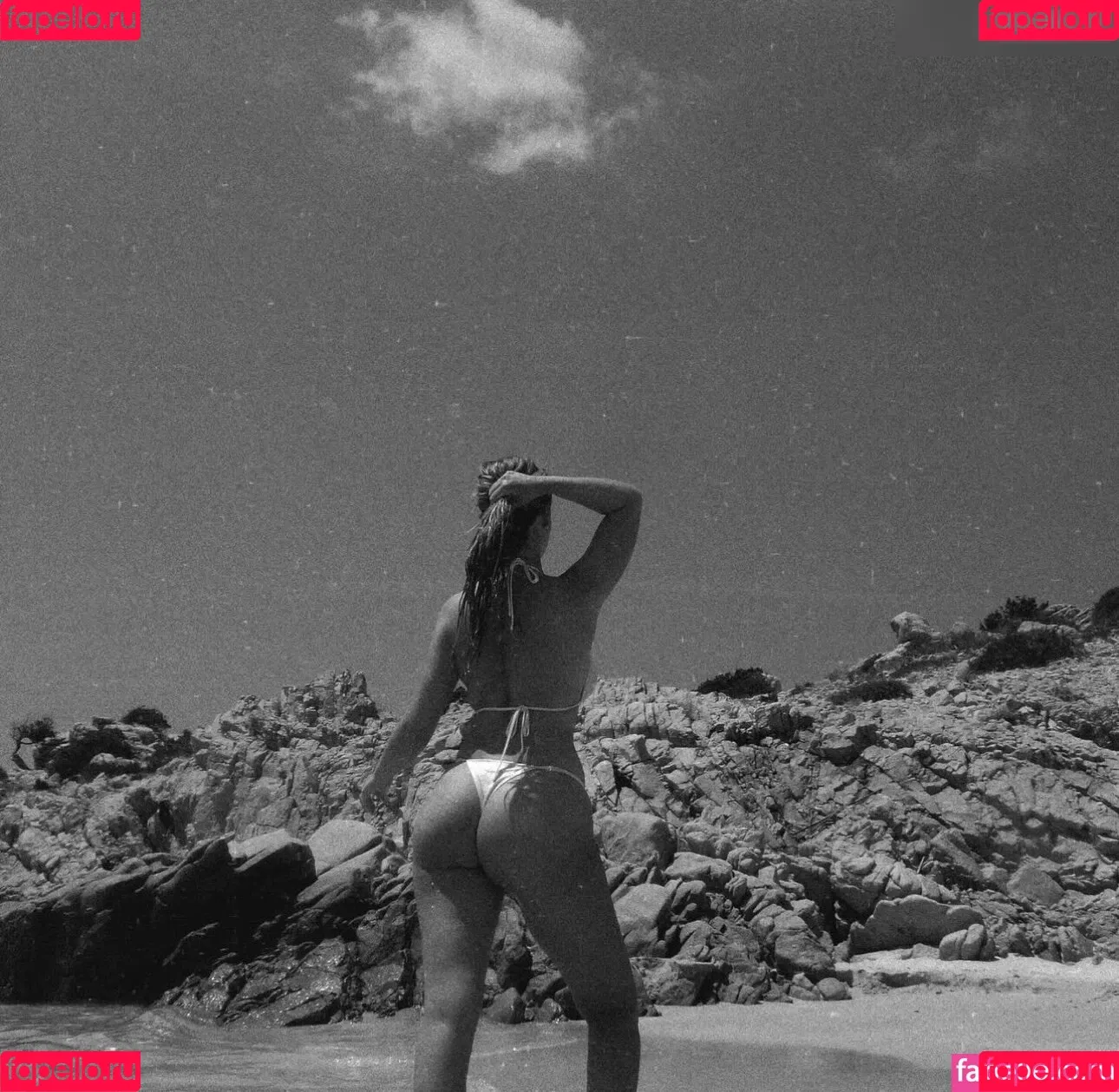 leasophie_official98 Onlyfans Photo Gallery 