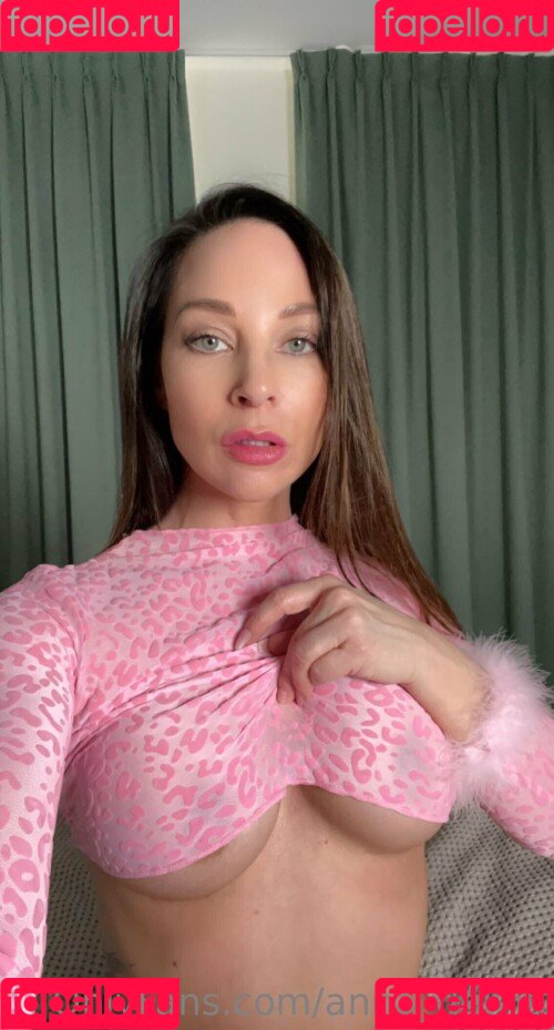 Anna Delyla Onlyfans Photo Gallery 