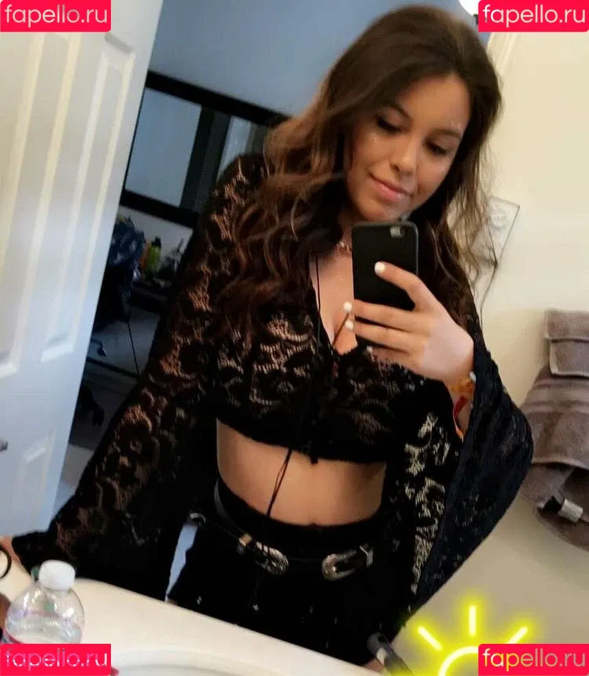 nenabelsito Onlyfans Photo Gallery 