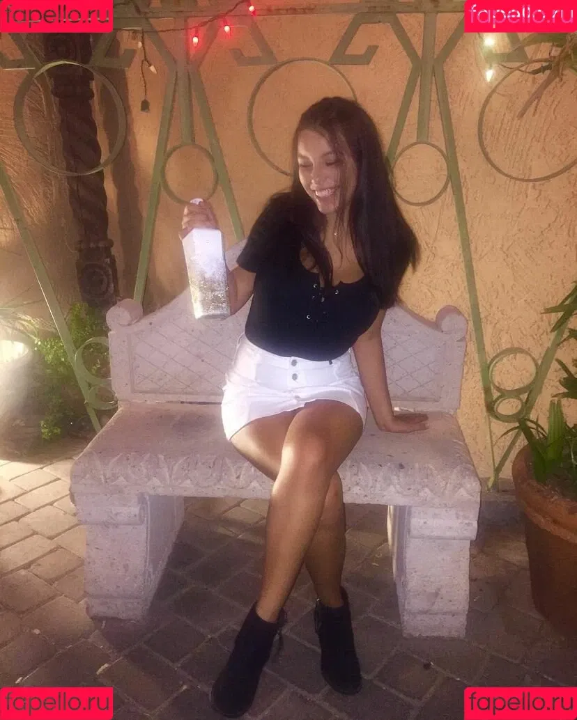 nenabelsito Onlyfans Photo Gallery 