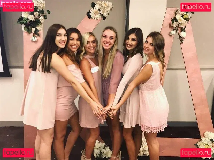 nenabelsito Onlyfans Photo Gallery 