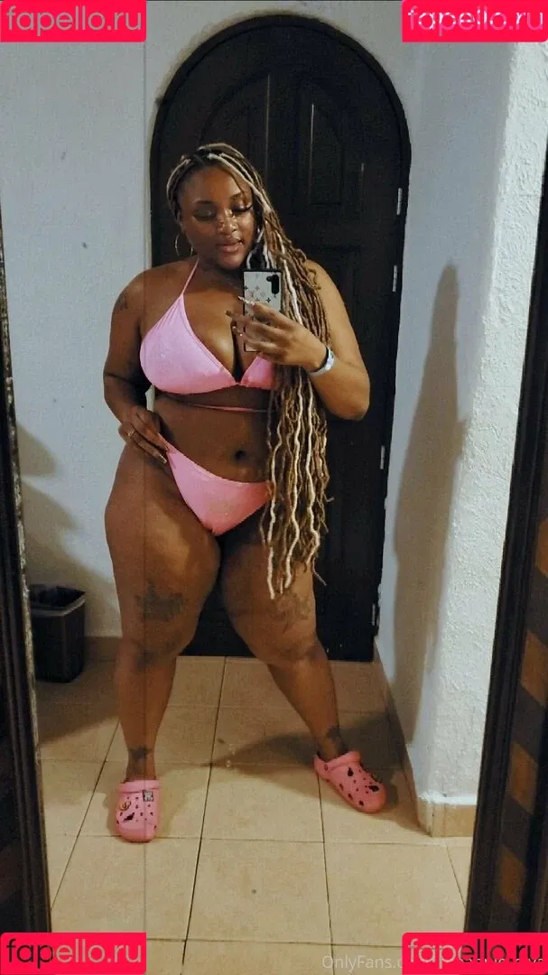 fineapple_diva Onlyfans Photo Gallery 