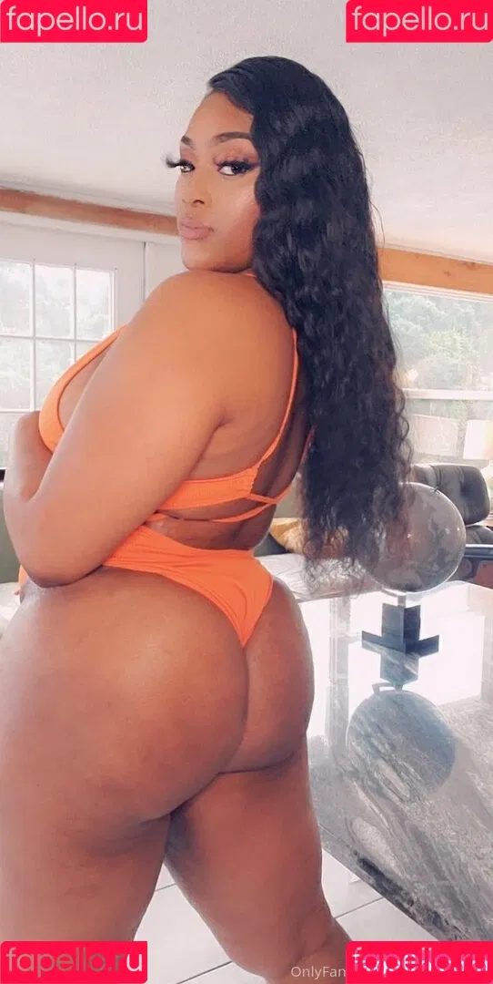 fineapple_diva Onlyfans Photo Gallery 