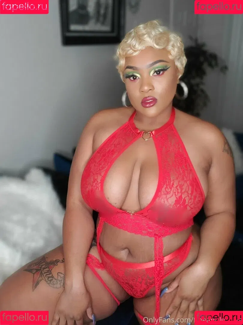 fineapple_diva Onlyfans Photo Gallery 