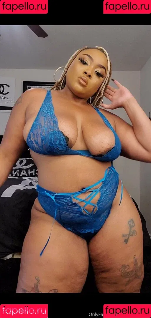 fineapple_diva Onlyfans Photo Gallery 