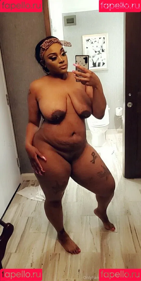 fineapple_diva Onlyfans Photo Gallery 