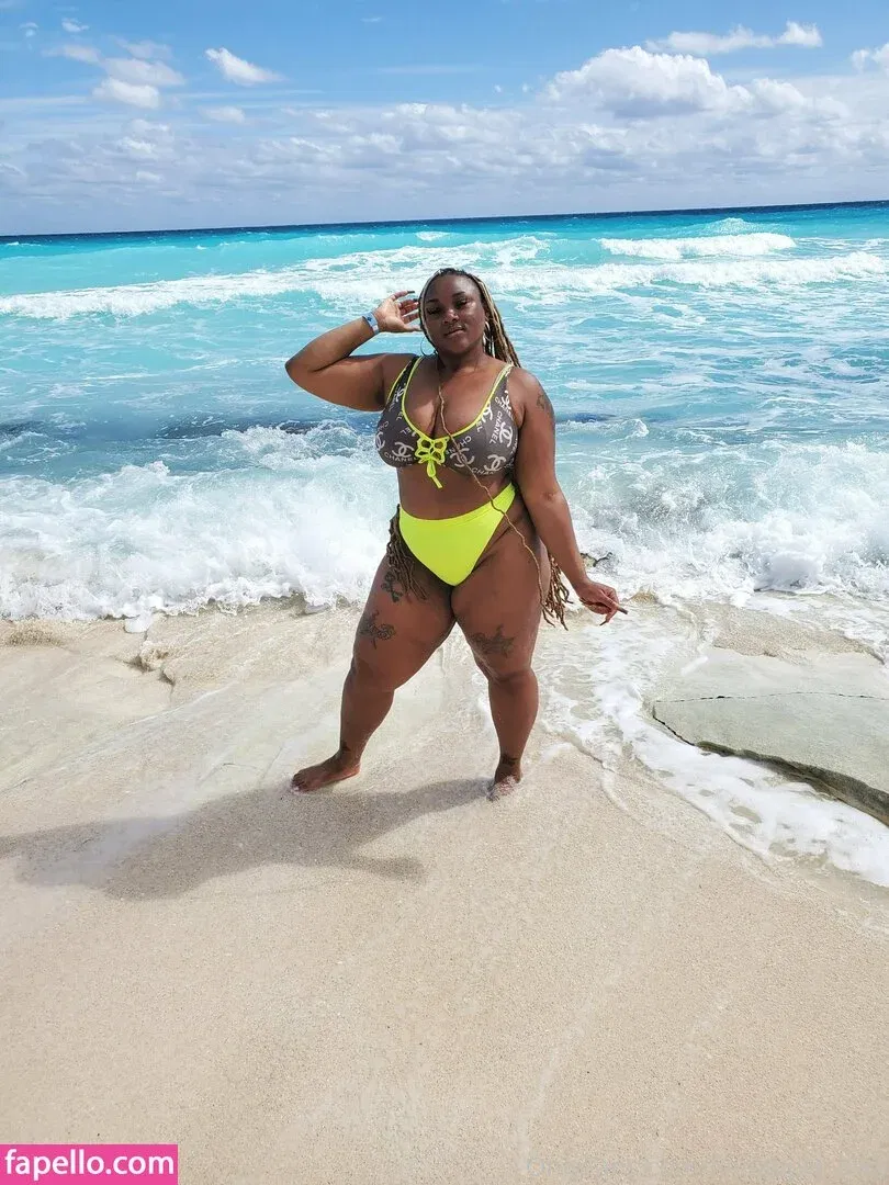 fineapple_diva Onlyfans Photo Gallery 