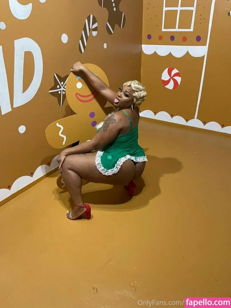 fineapple_diva Onlyfans Photo Gallery 