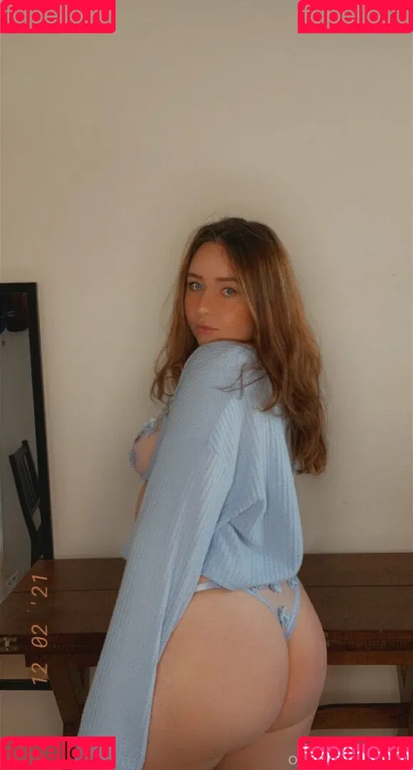 Zoe Bishop Onlyfans Photo Gallery 