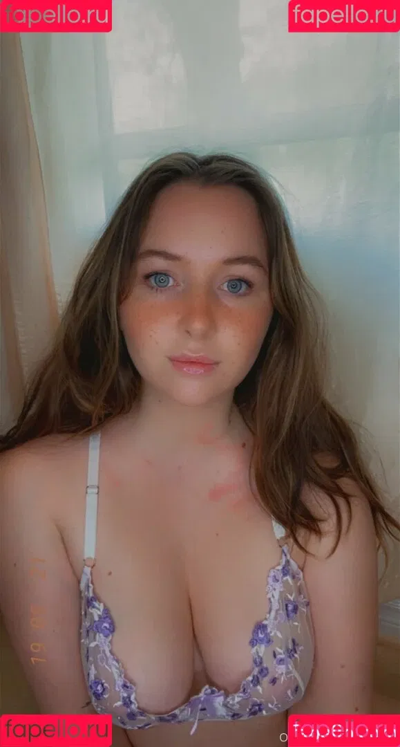 Zoe Bishop Onlyfans Photo Gallery 