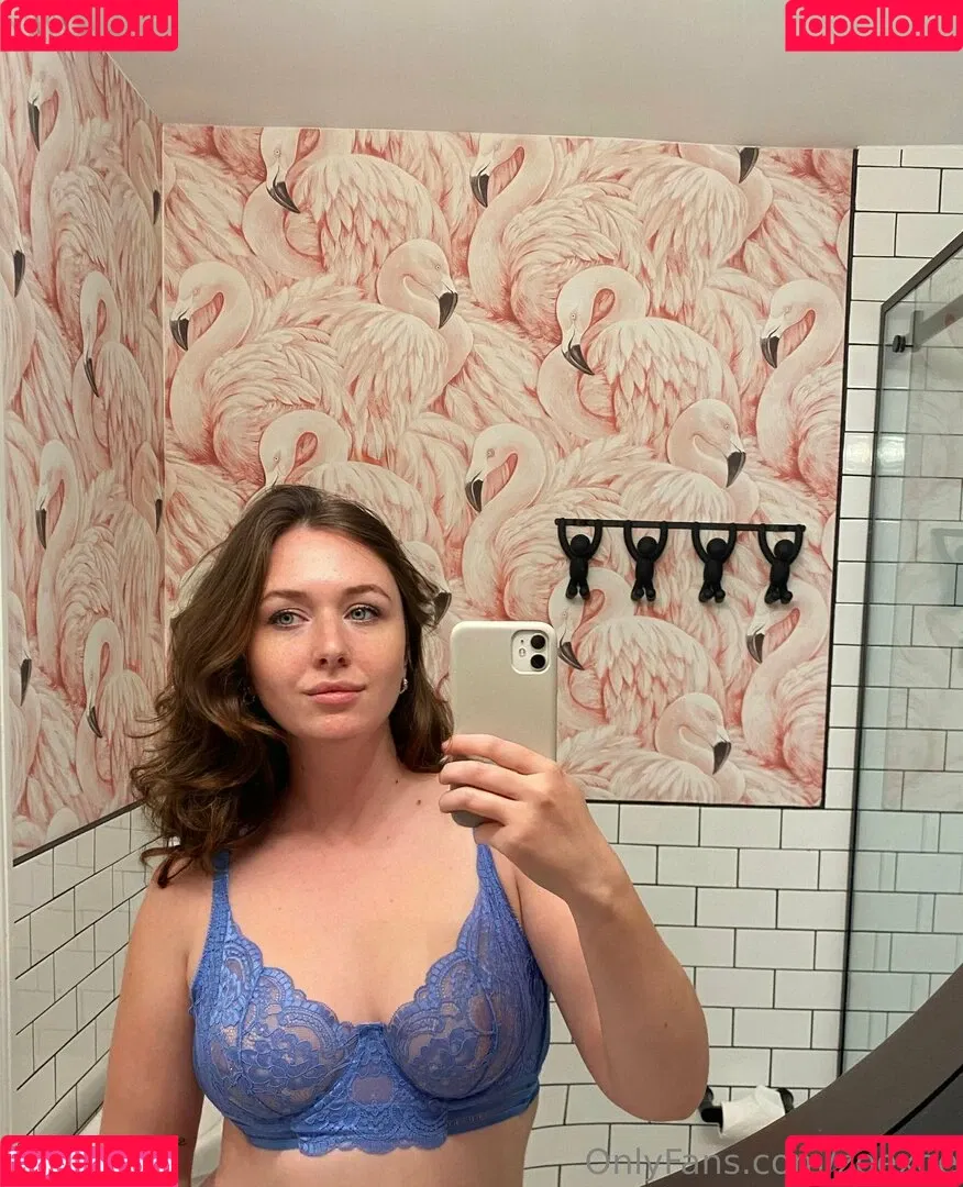 Zoe Bishop Onlyfans Photo Gallery 
