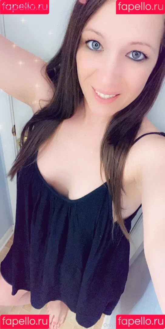 livejj Onlyfans Photo Gallery 