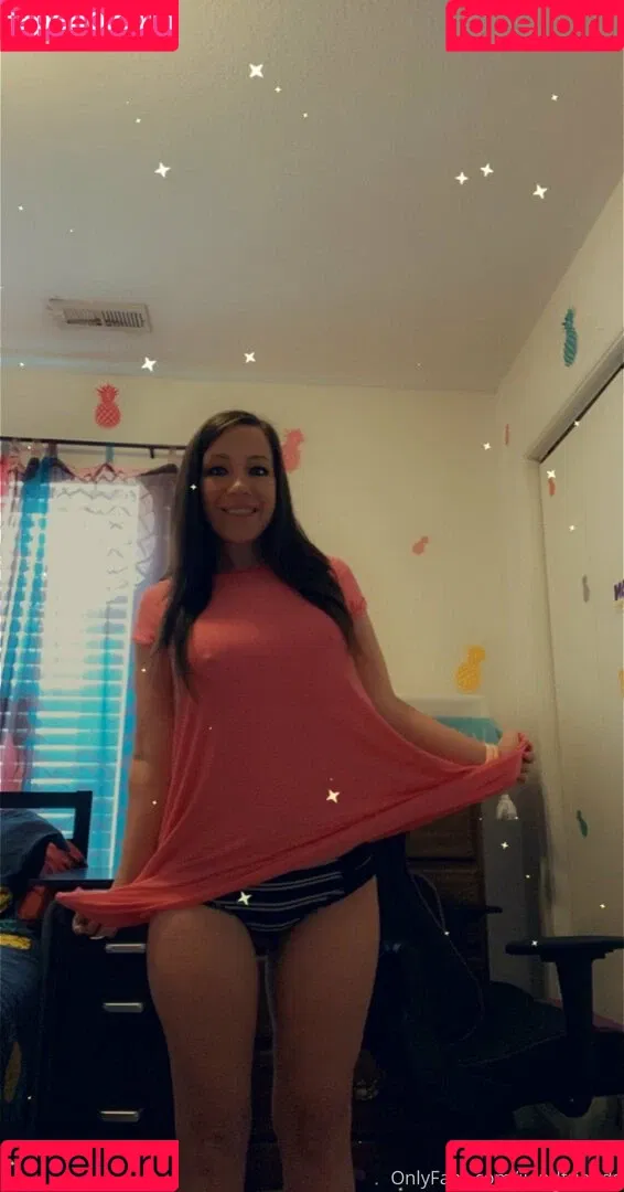 livejj Onlyfans Photo Gallery 