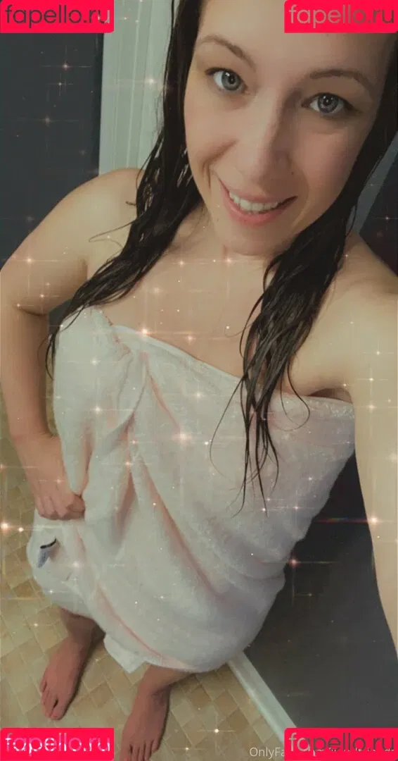 livejj Onlyfans Photo Gallery 