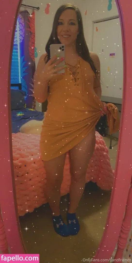 livejj Onlyfans Photo Gallery 