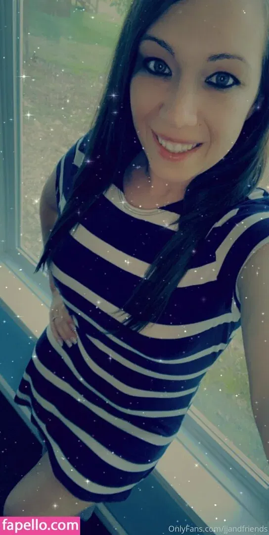 livejj Onlyfans Photo Gallery 