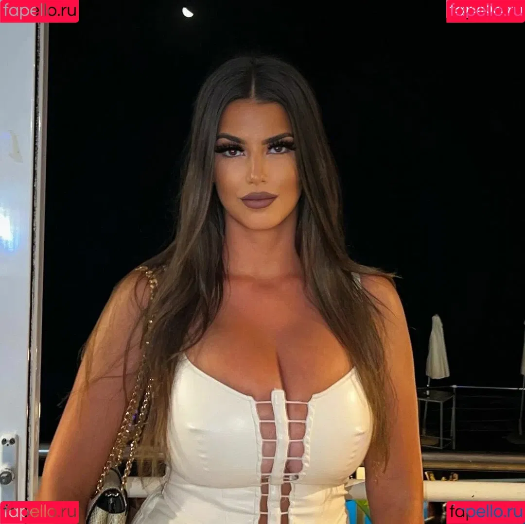 Gena Rexhapi Onlyfans Photo Gallery 