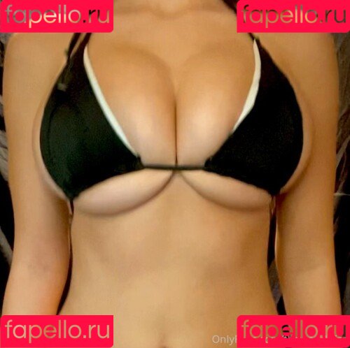 Gena Rexhapi Onlyfans Photo Gallery 