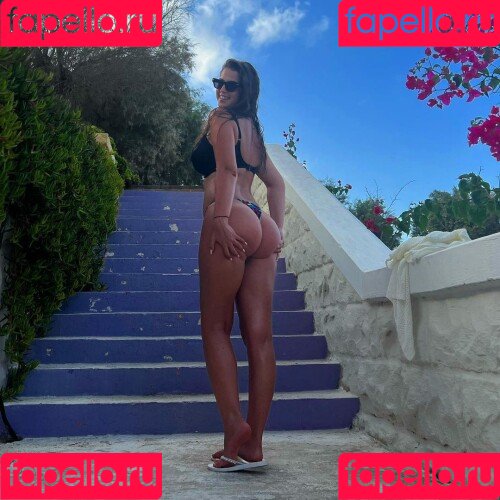 Gena Rexhapi Onlyfans Photo Gallery 