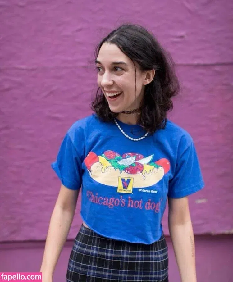 Jamie Loftus Onlyfans Photo Gallery 