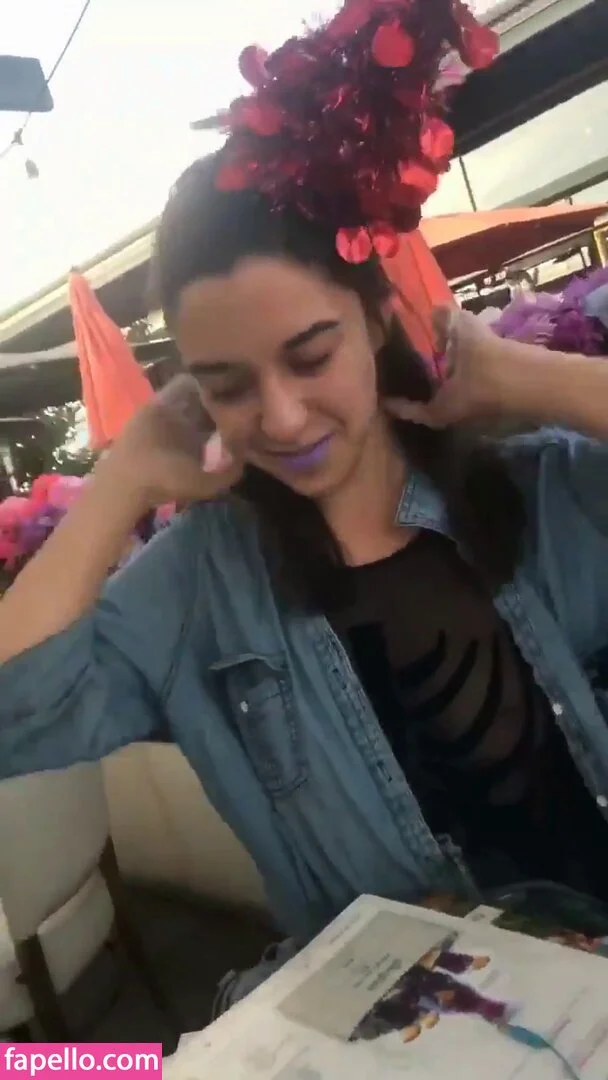 Jamie Loftus Onlyfans Photo Gallery 