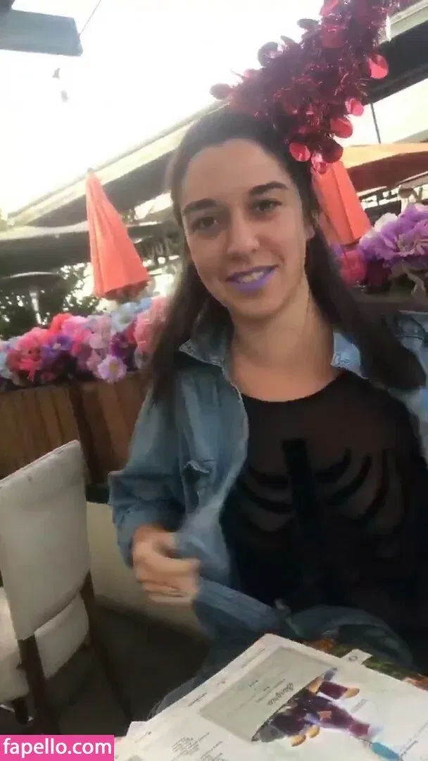 Jamie Loftus Onlyfans Photo Gallery 