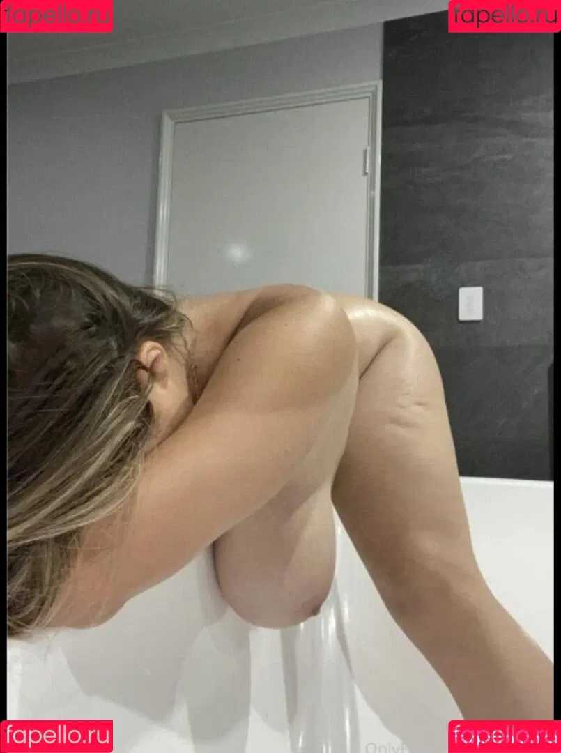Jem Wolfie Onlyfans Photo Gallery 