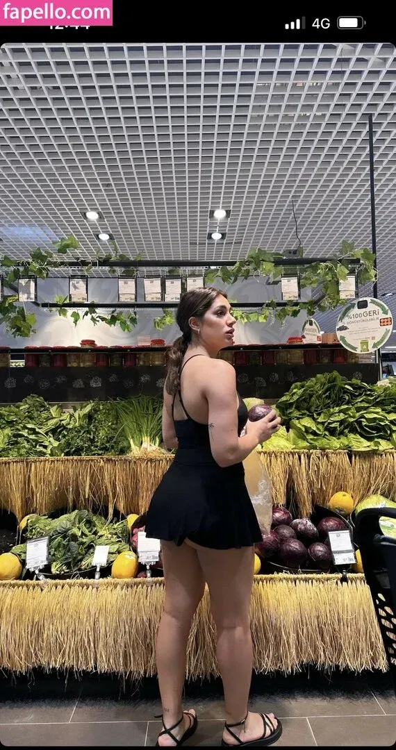 emerald1995 Onlyfans Photo Gallery 