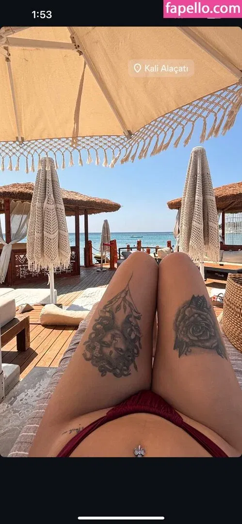 emerald1995 Onlyfans Photo Gallery 