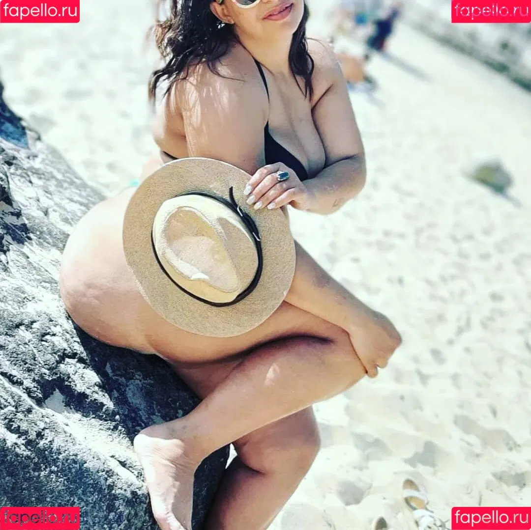 Aline Barreto Onlyfans Photo Gallery 