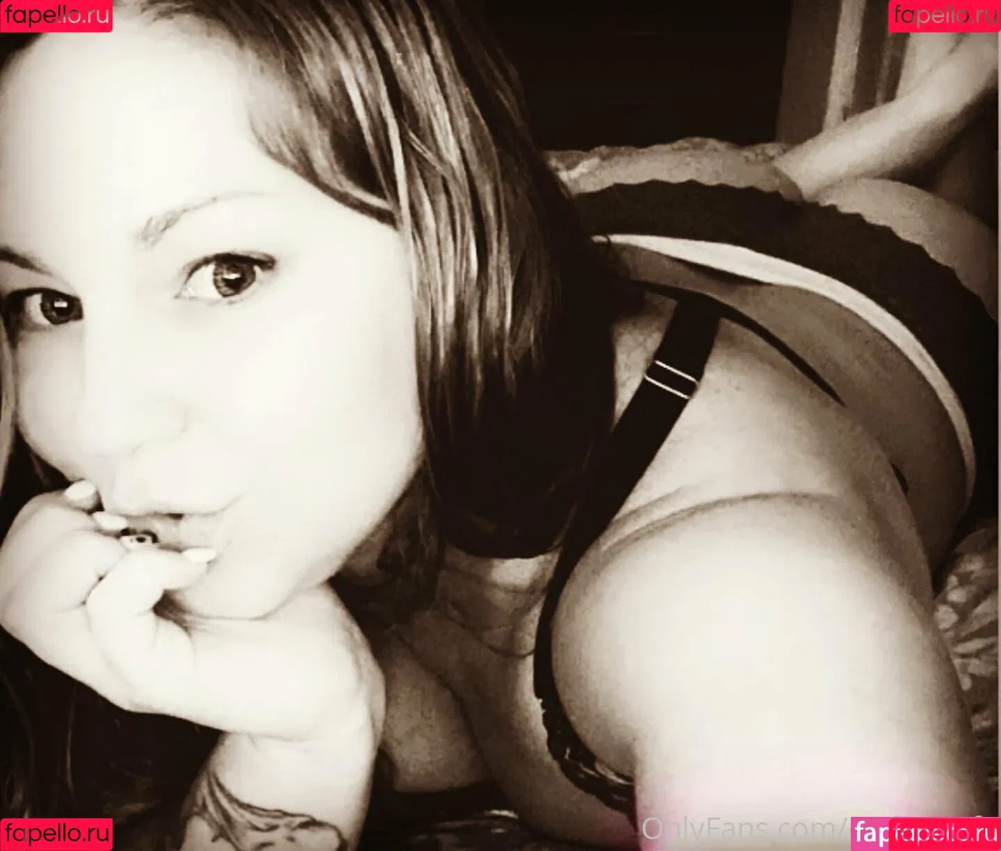 catfishwifefreepage Onlyfans Photo Gallery 