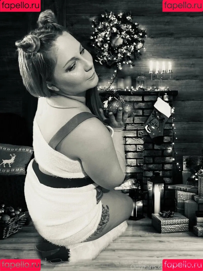 catfishwifefreepage Onlyfans Photo Gallery 