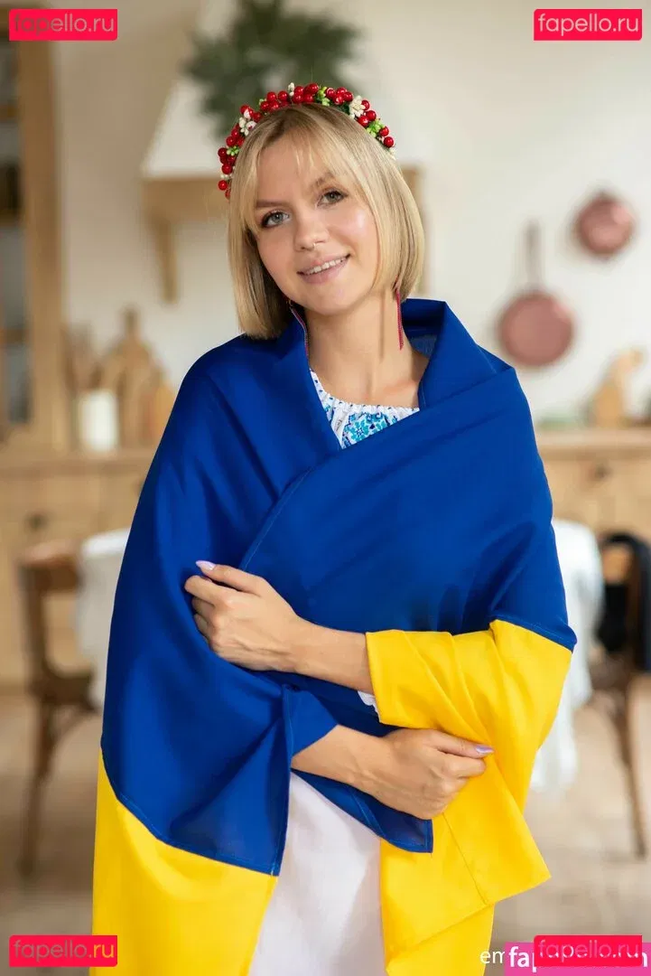 heidi_rom Onlyfans Photo Gallery 