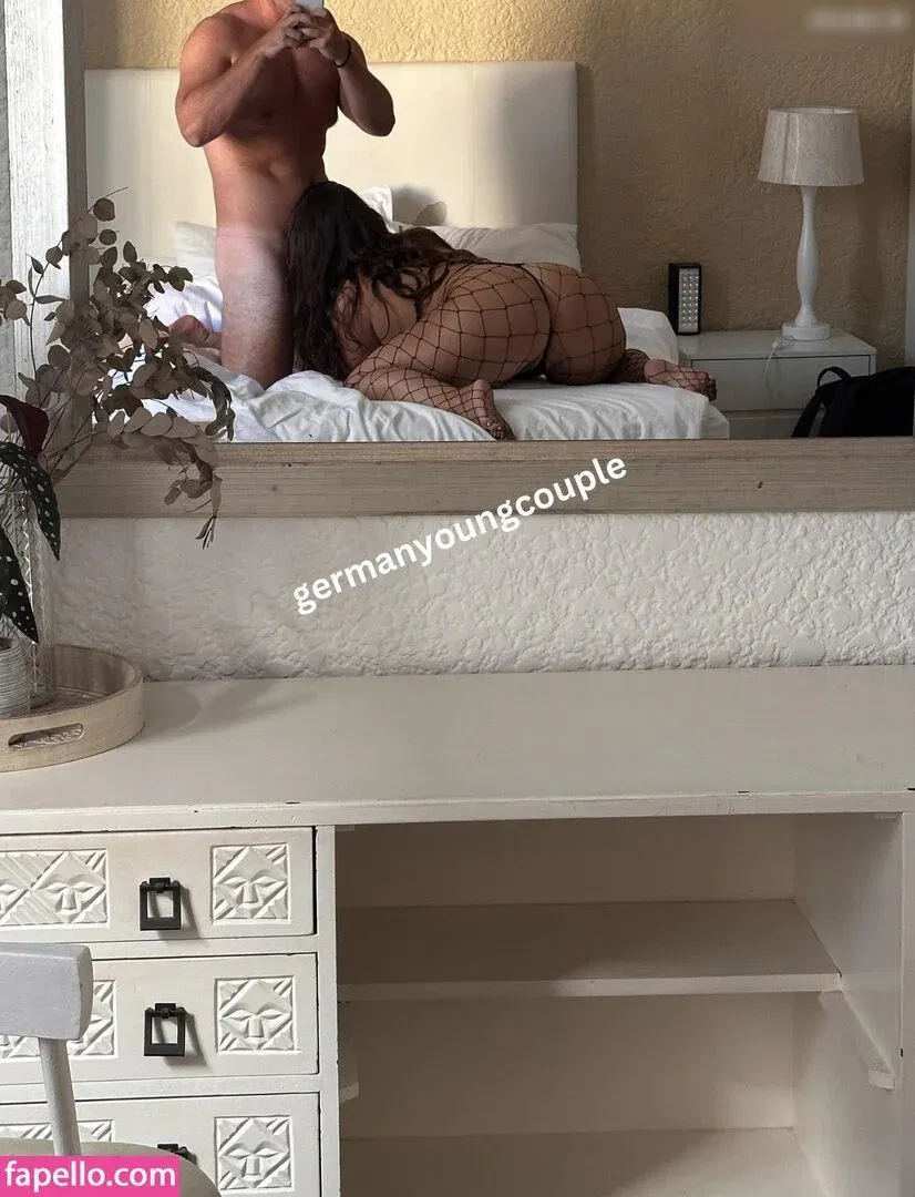 YoungCouple2004 Onlyfans Photo Gallery 