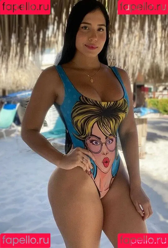 Roxana Ventura Onlyfans Photo Gallery 