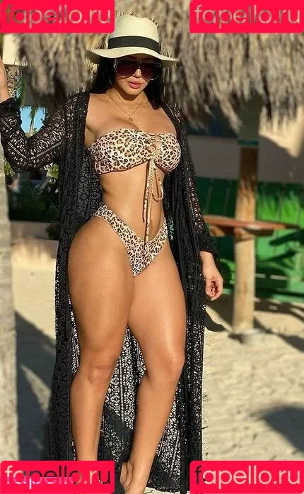 Roxana Ventura Onlyfans Photo Gallery 