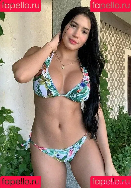 Roxana Ventura Onlyfans Photo Gallery 