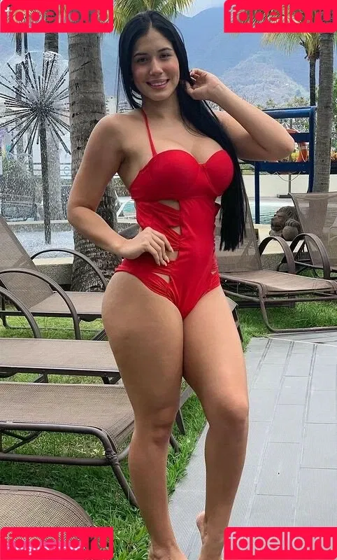 Roxana Ventura Onlyfans Photo Gallery 