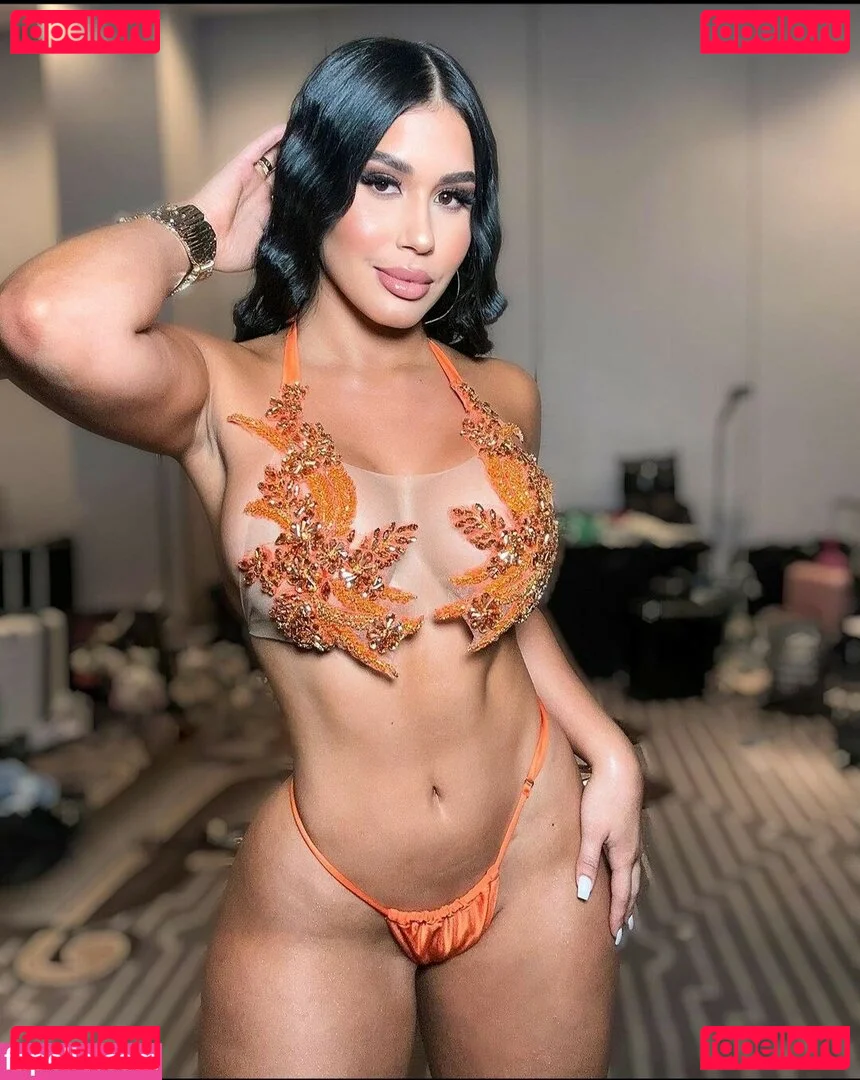 Roxana Ventura Onlyfans Photo Gallery 