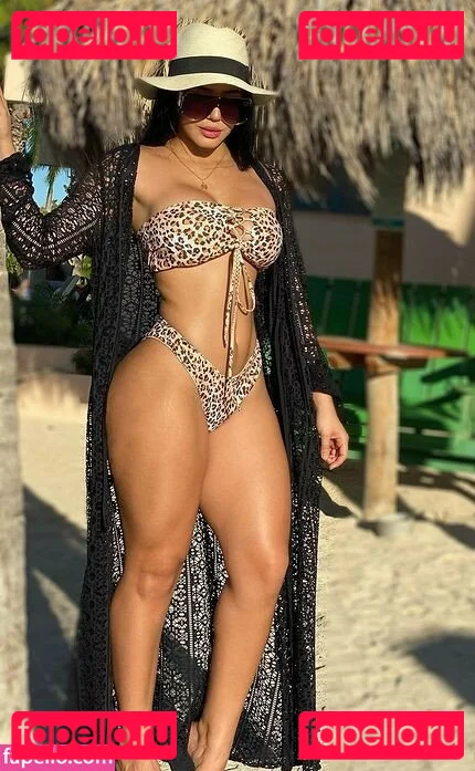 Roxana Ventura Onlyfans Photo Gallery 