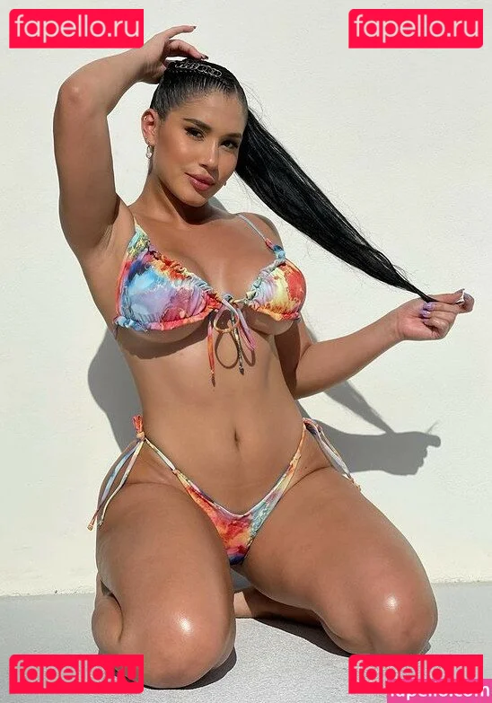 Roxana Ventura Onlyfans Photo Gallery 