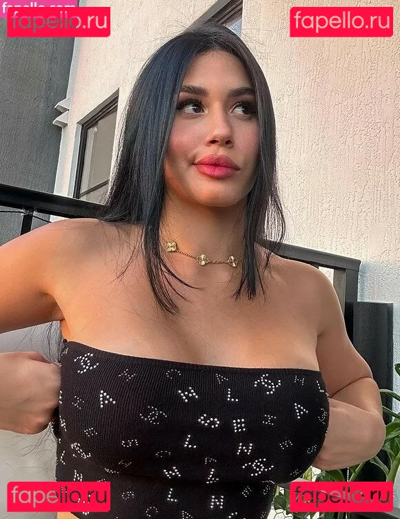 Roxana Ventura Onlyfans Photo Gallery 