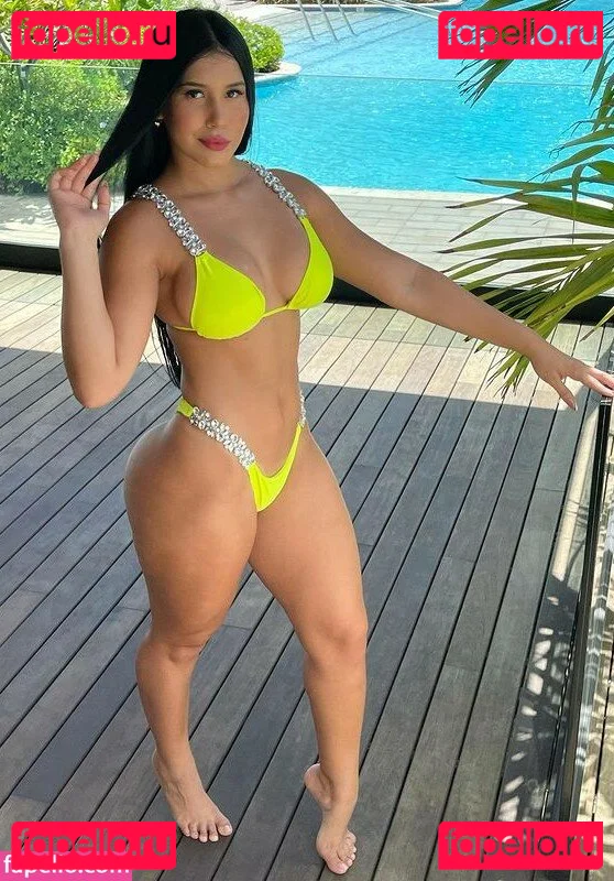 Roxana Ventura Onlyfans Photo Gallery 