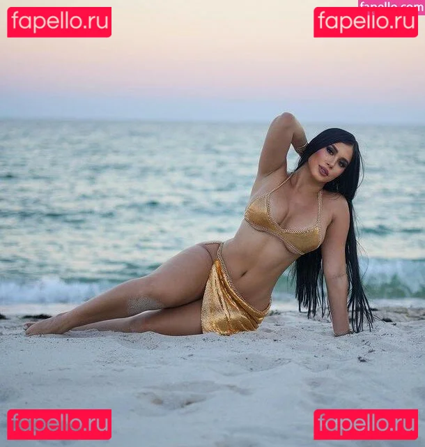 Roxana Ventura Onlyfans Photo Gallery 