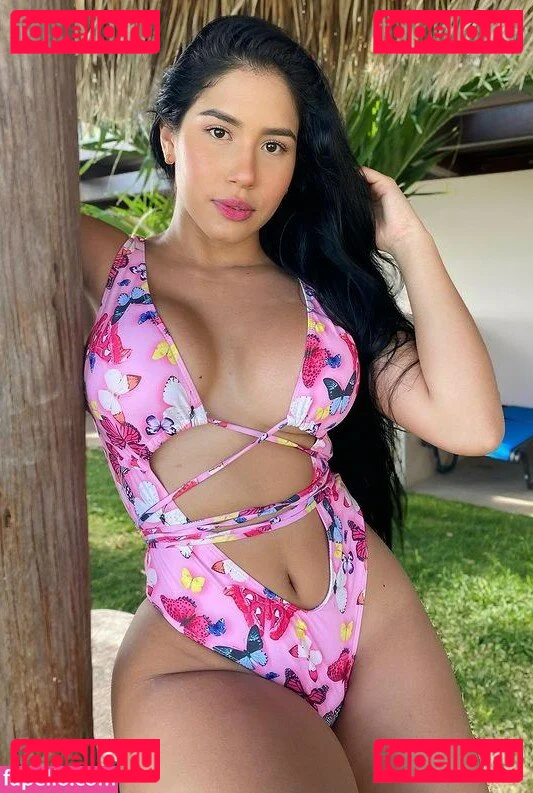 Roxana Ventura Onlyfans Photo Gallery 