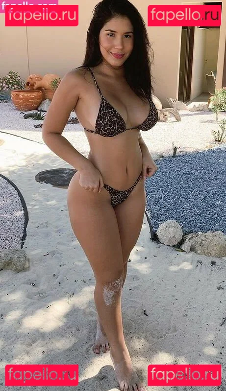 Roxana Ventura Onlyfans Photo Gallery 